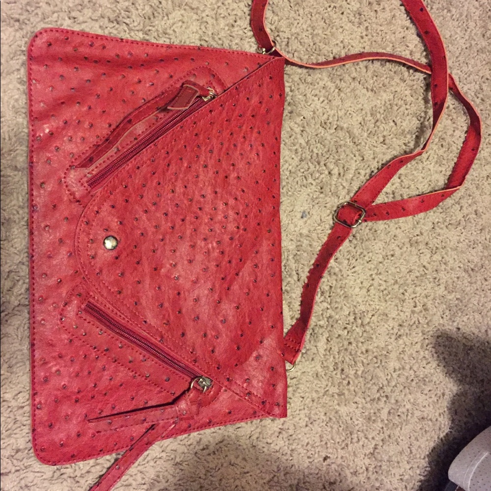 Red purse - Picture 2 of 5